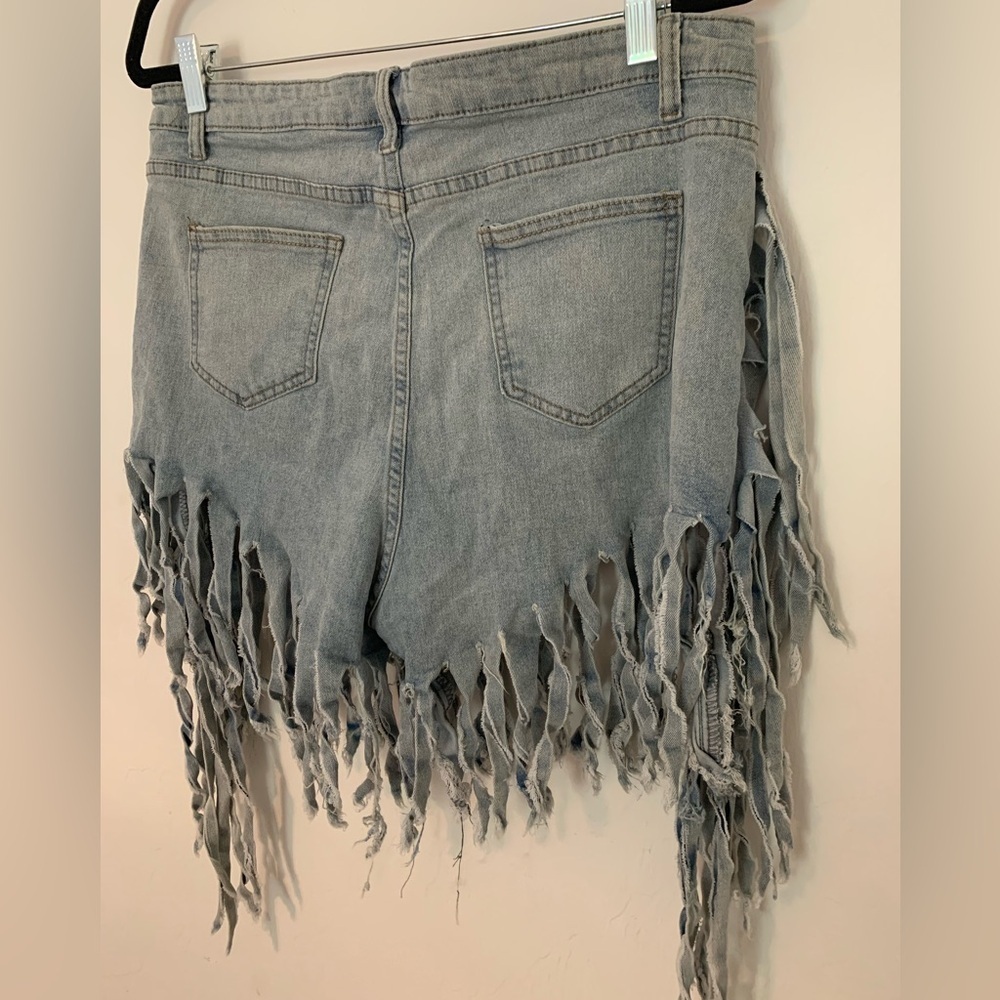 Jeans Fringe Booty Denim Shorts High Waisted NWOT
Sz 2XL Western Cowgirl Boho - Picture 11 of 11